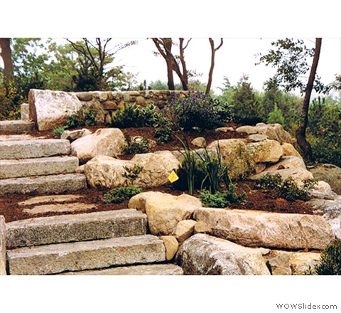 Braunich Terraced granite steps
